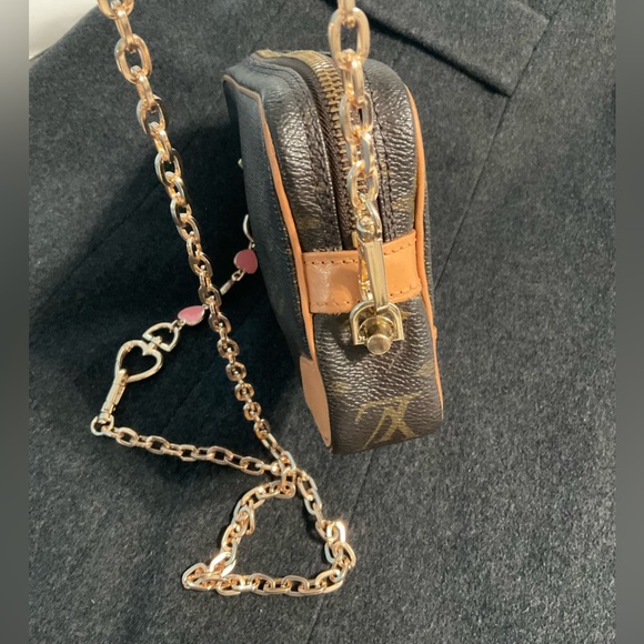 LOUIS VUITTON CLUTCH BAG 2WAYS ✅AUTHENTIC - Picture 11 of 12